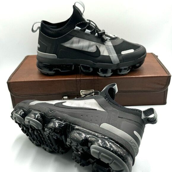 Nike ID Wmns Air VaporMax Run Utility - Picture 1 of 10